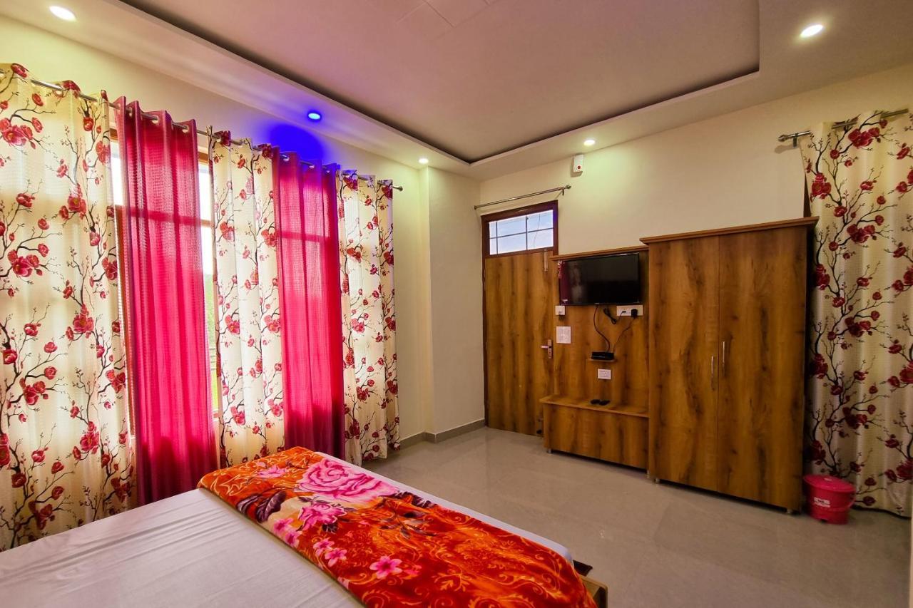 Mohan Home Stay Dalhousie Zewnętrze zdjęcie